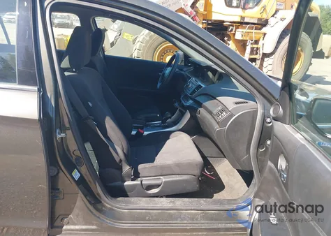 2014 Honda Accord Hybrid from USA, damaged, VIN 1HGCR6F39EA004039